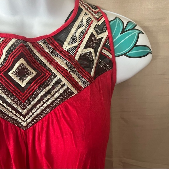 Byer California Red Black Blouse With Tribal Collar Print - Picture 2 of 3